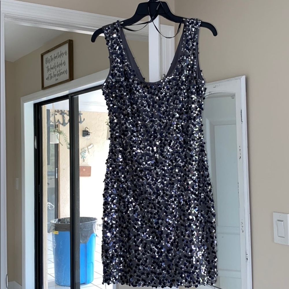 Guess‎ Silver Sequins Dress